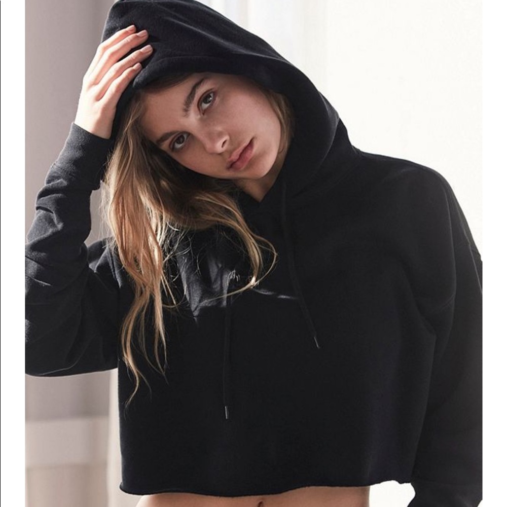 Black cropped hoodie
